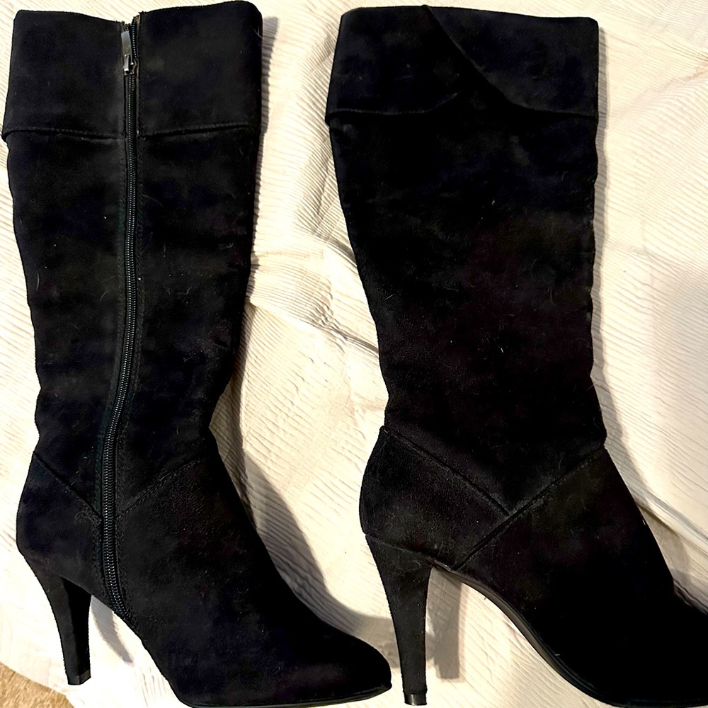 Pesaro Black Faux Suede Fabric Boots size 8.5